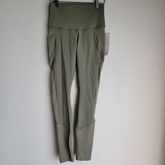 Lululemon Barre Star Pant in Fatigue Green size 6 NWT - Picture 6 of 10